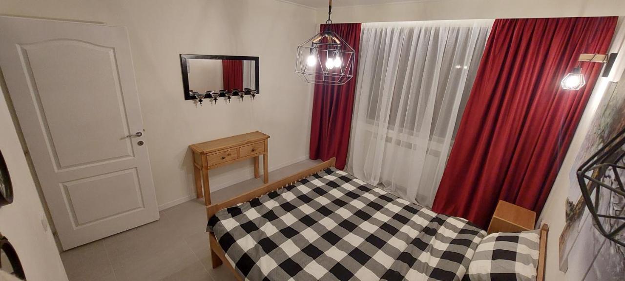 University Apartment Бая-Маре Экстерьер фото